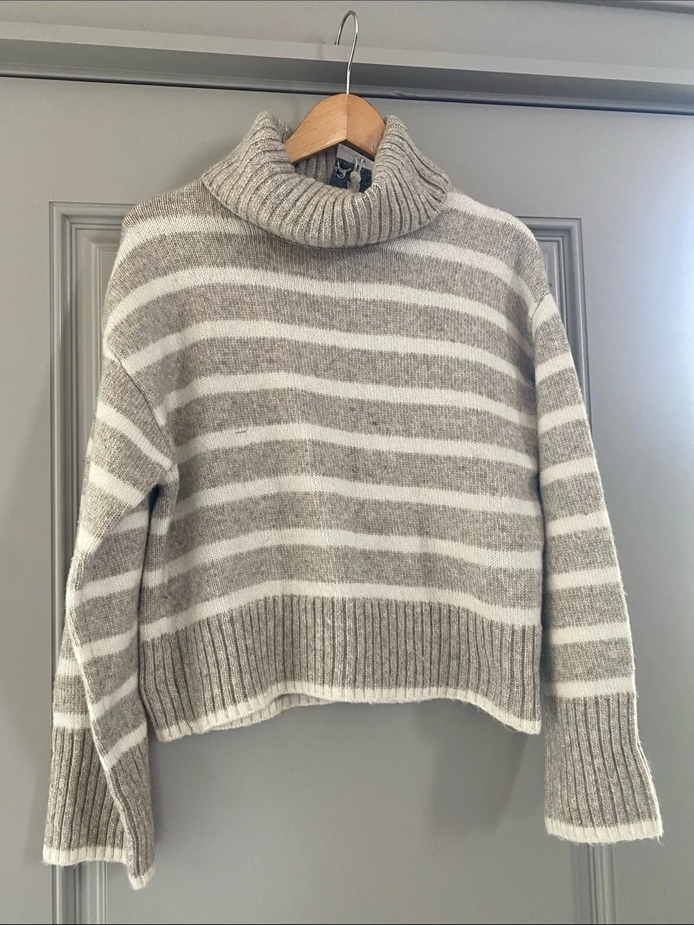 NWT Z Supply Striped Turtleneck Sweater Heather Gray (Flawed)